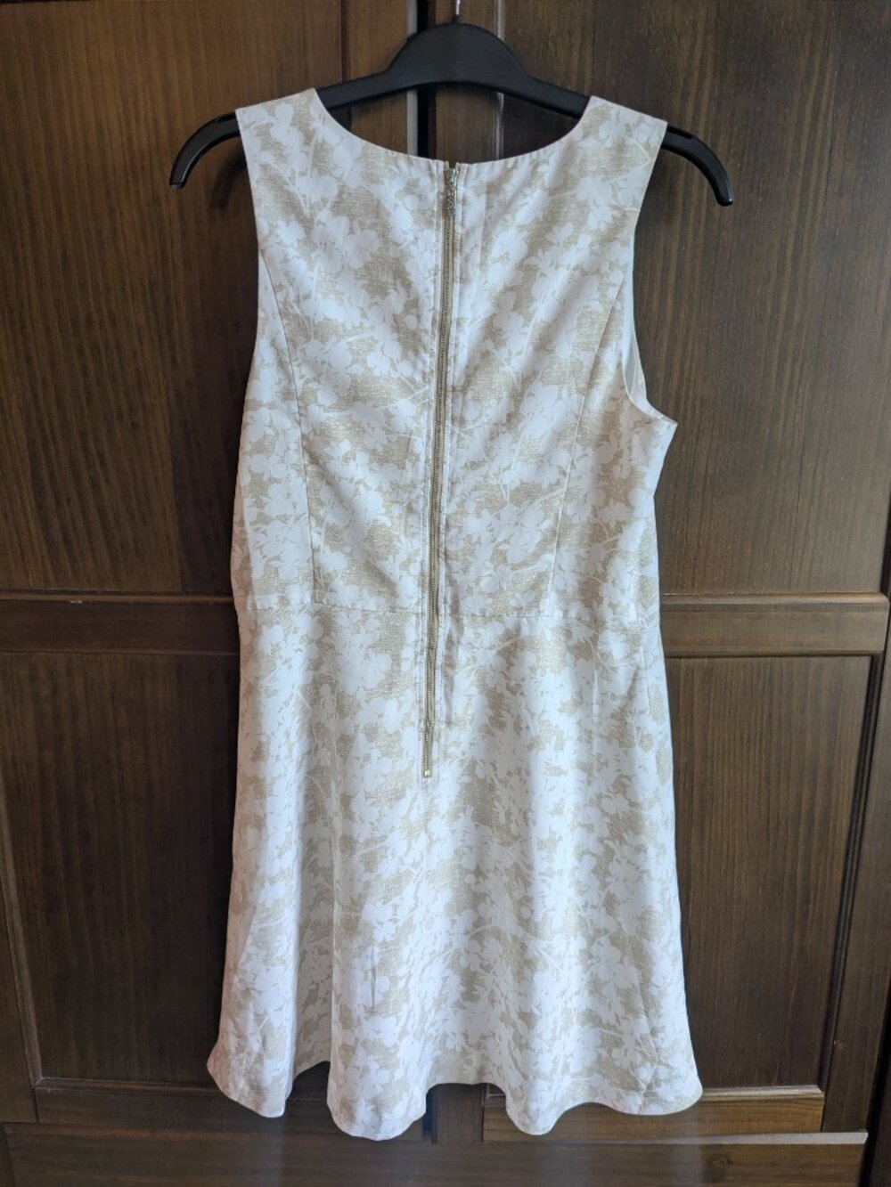 Kensie Sleeveless Floral Fit and Flare Dress - Picture 2 of 3